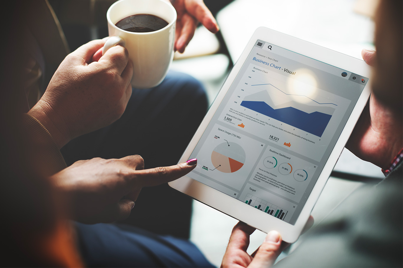 How to Customize and Launch your First Analytics Dashboard